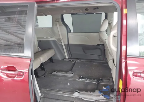 2011 Toyota Sienna Le V6 from USA, damaged, VIN 5TDKK3DC2BS048804